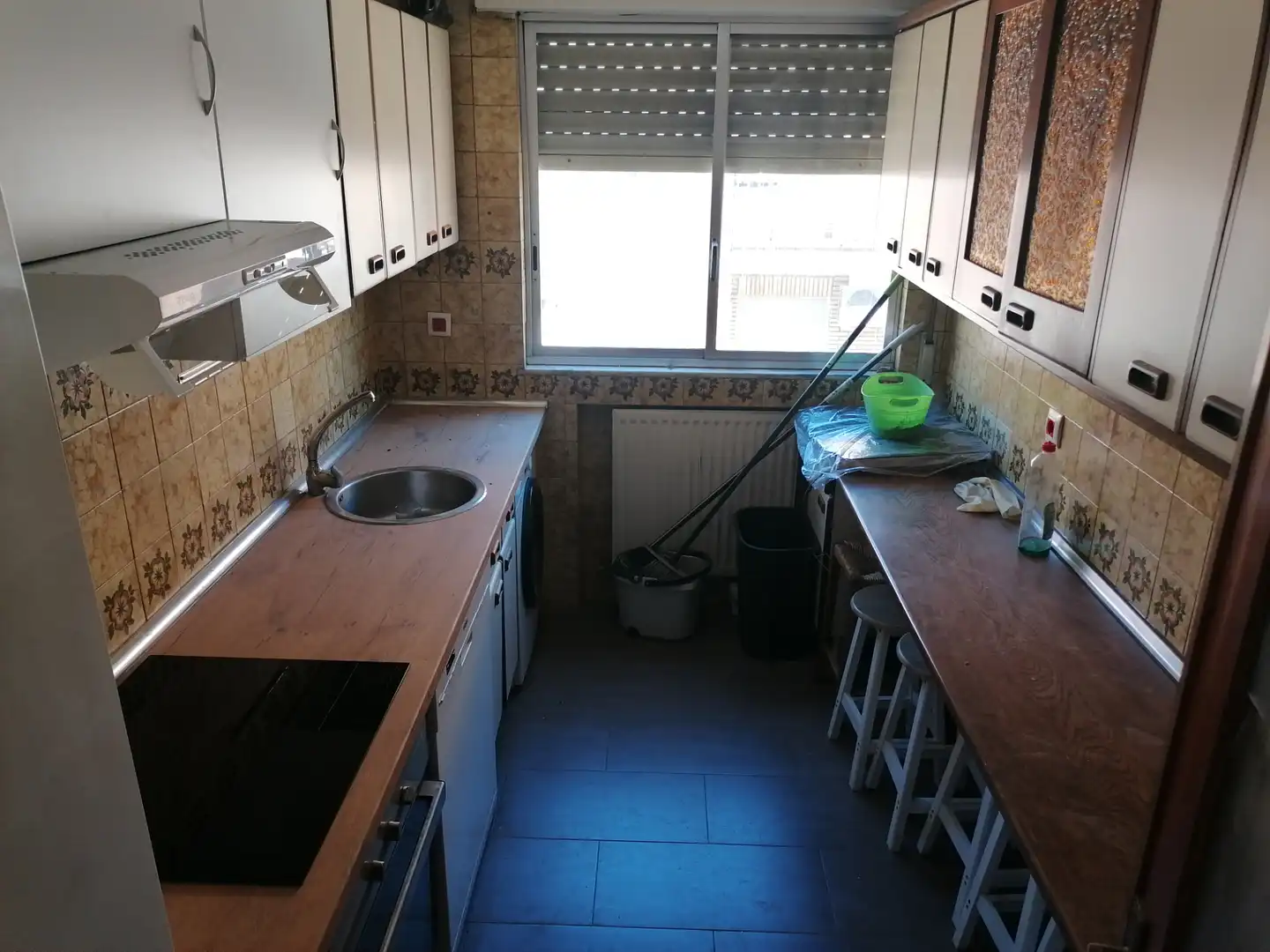 Cuina de Pis en venda en Salamanca amb Calefacció, Parquet i Forn
