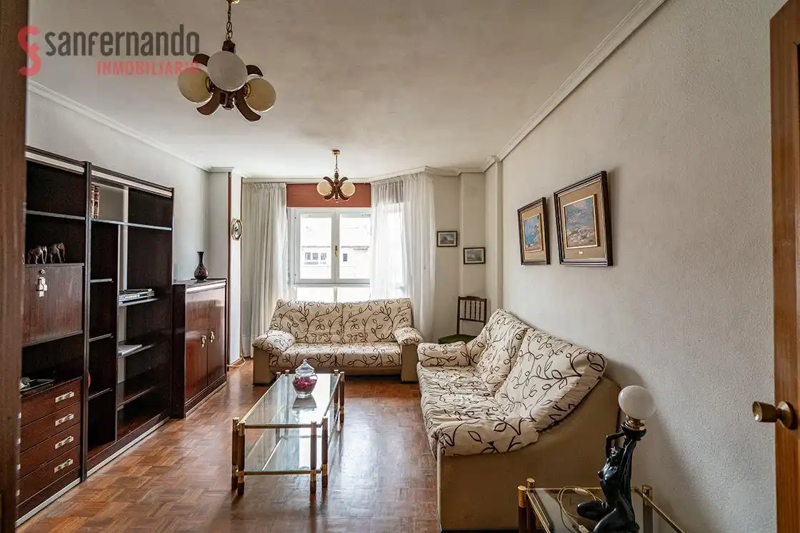 Sala de estar de Piso en venta en Santander con Calefacción y Trastero