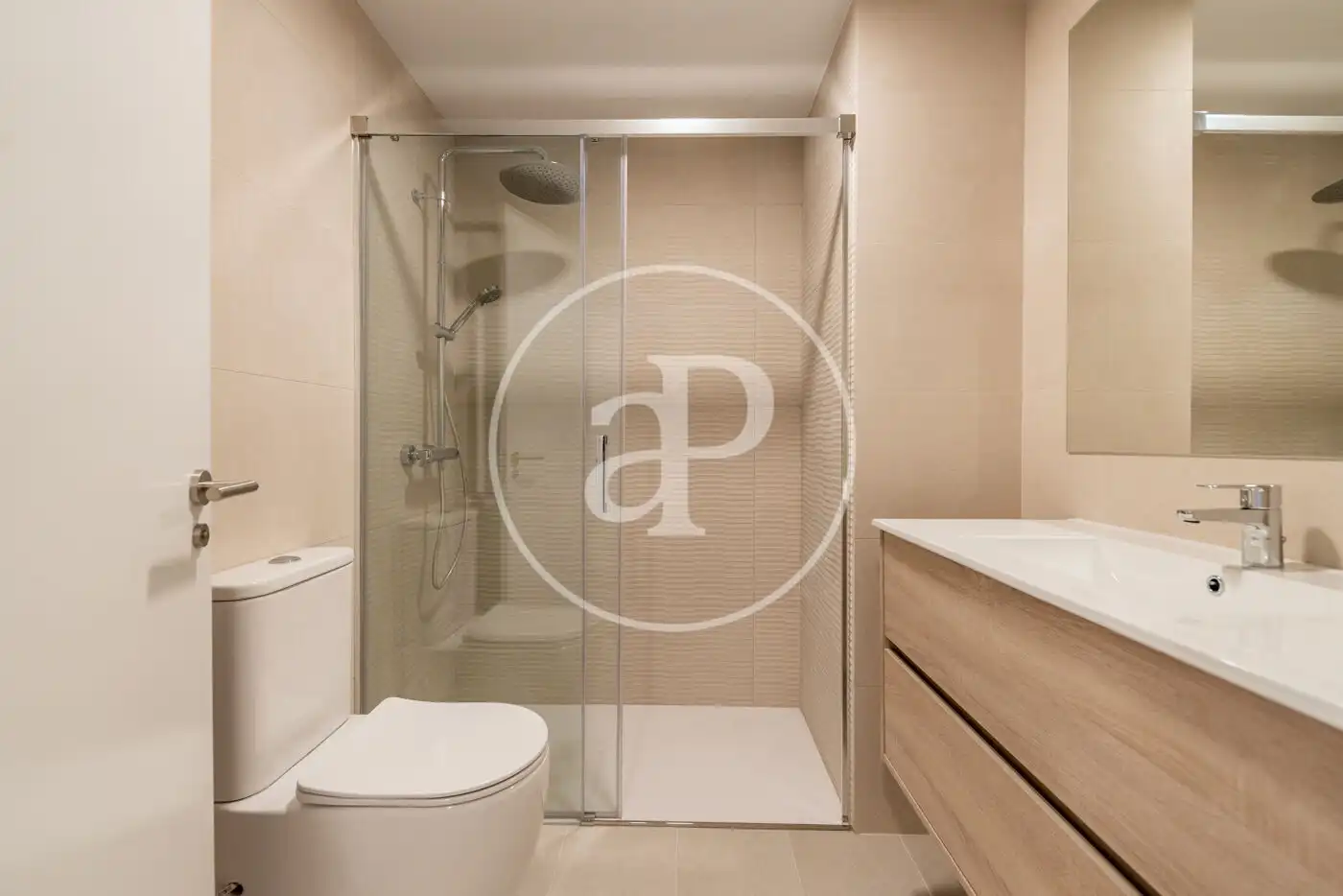 Piso de alquiler en Pje. de Bisbal, Fuente del Berro