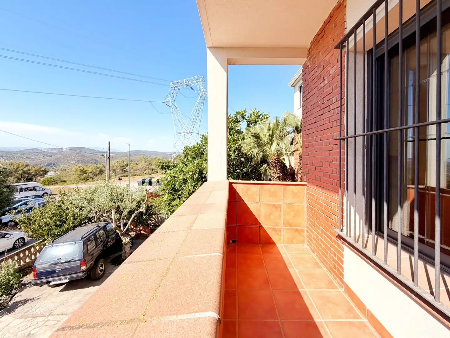 Vista exterior de Casa o xalet en venda en Canyelles amb Terrassa, Traster i Piscina