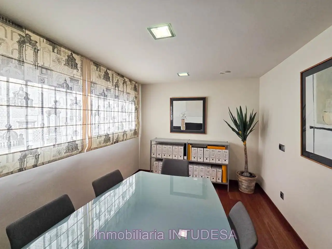 Büro zur Miete in Tudela mit Klimaanlage und Möbliert