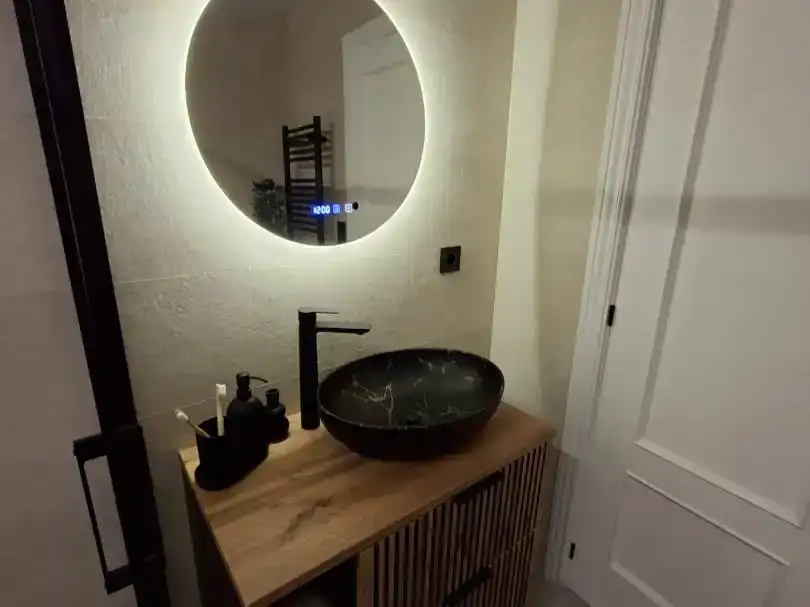 Bathroom of Flat for sale in  Lleida Capital  with Air Conditioner and Balcony