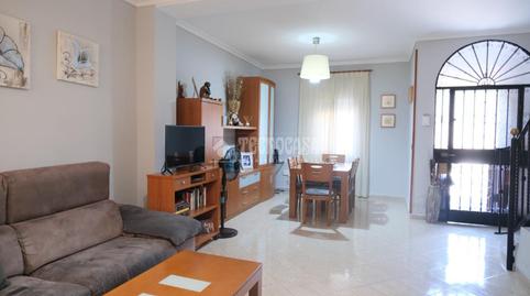 Foto 4 de Casa adosada en venda a El Cerro, Sevilla