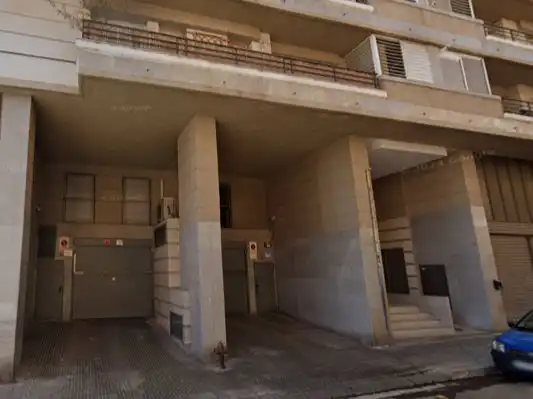 Außenansicht von Garage zur Miete in Terrassa
