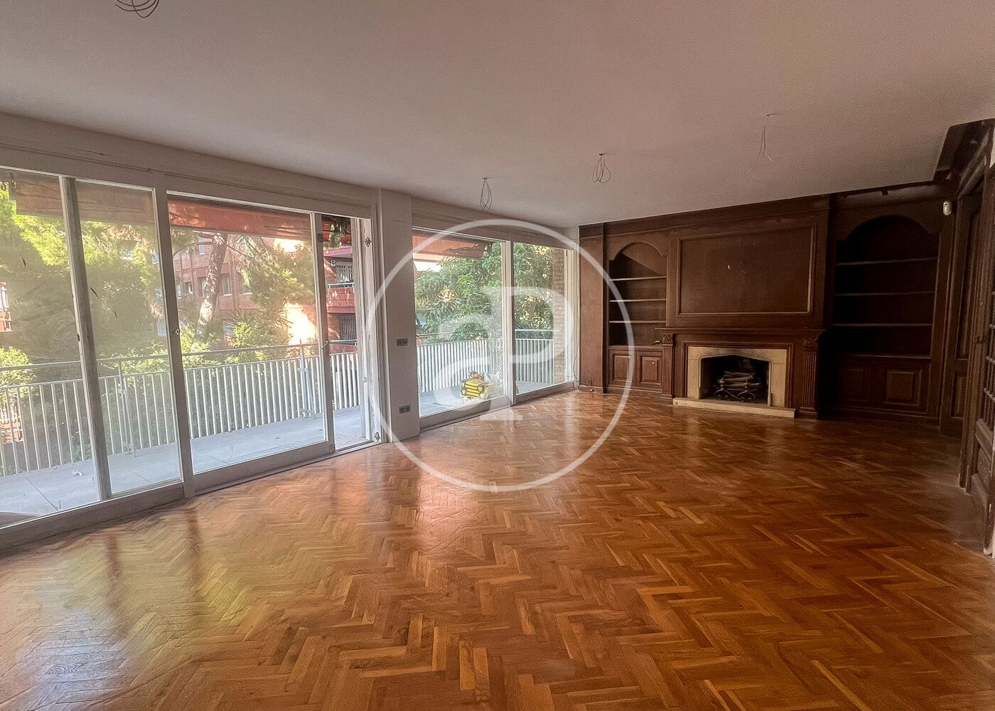 Living room of Flat for sale in  Barcelona Capital  with Air Conditioner, Heating and Private garden