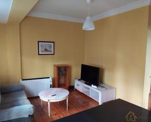 Sala d'estar de Pis en venda en Lugo Capital amb Calefacció, Parquet i Terrassa