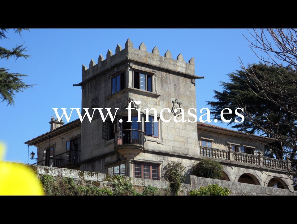 Exterior view of House or chalet for sale in Vigo   with Private garden, Parquet flooring and Terrace