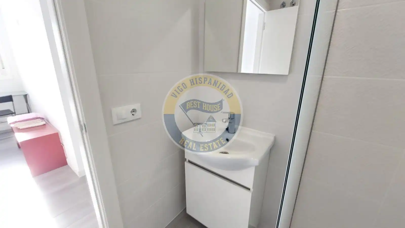 Badezimmer von Erdgeschoss zum Verkauf in Vigo 