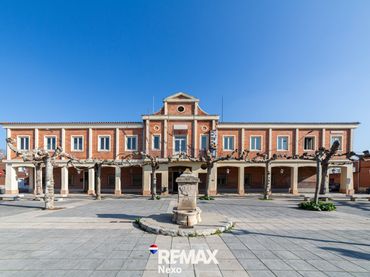 Locale commerciale in vendita a Plaza de Carmen Ferreiro