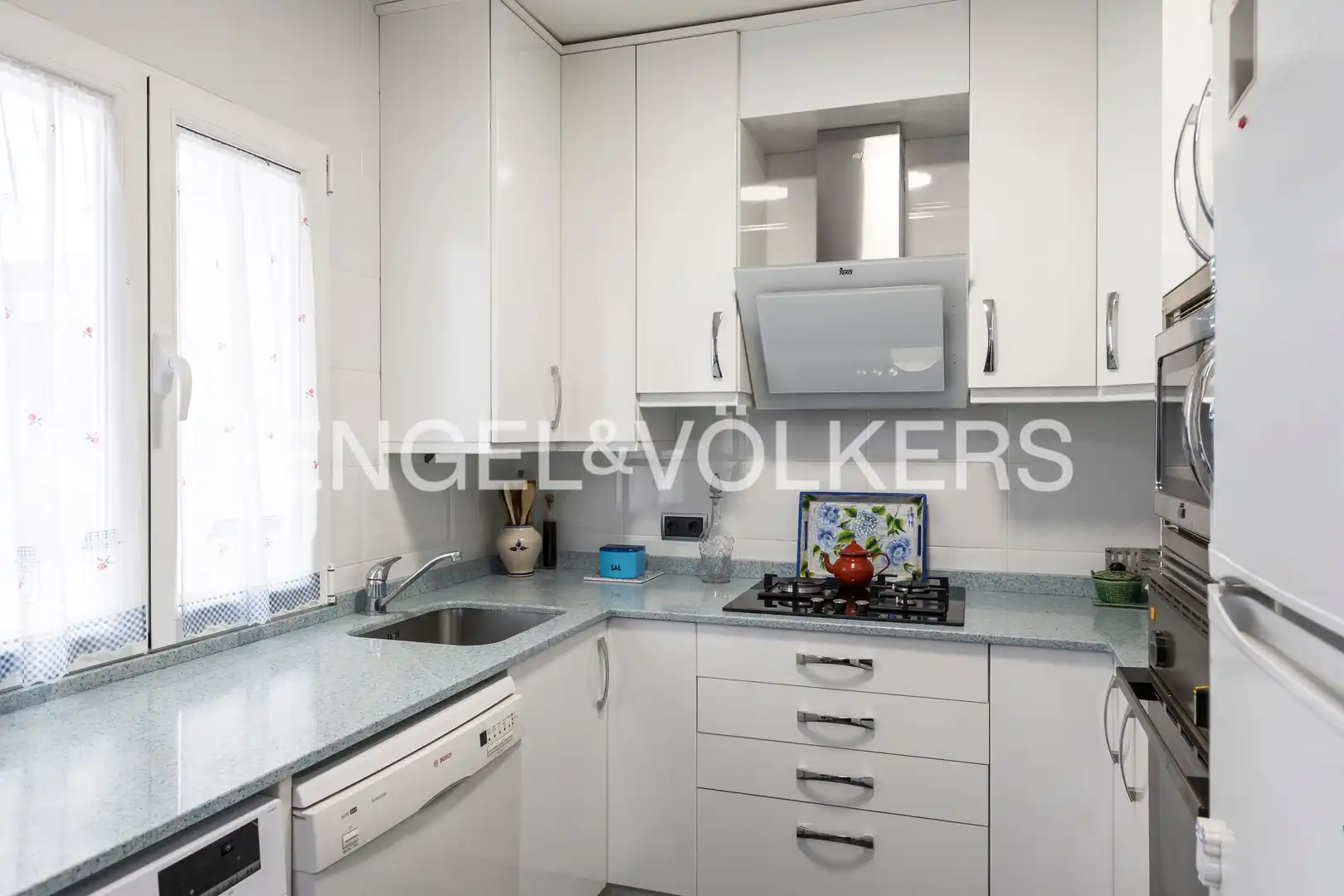 Küche von Wohnung zum Verkauf in Madrid mit Klimaanlage, Heizung und Terrasse