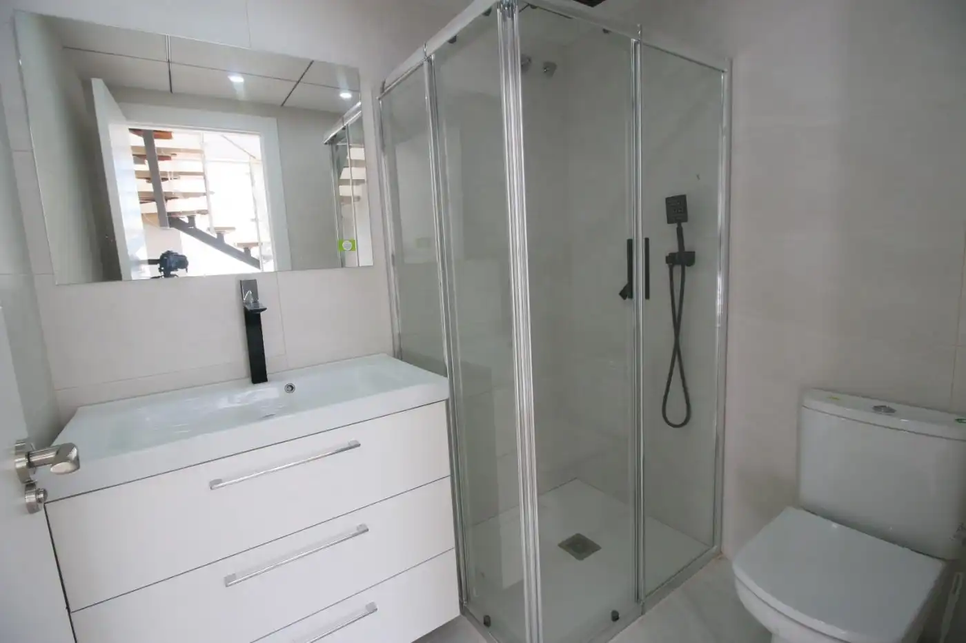 Baño de Casa o chalet en venta en La Nucia con Aire acondicionado, Calefacción y Jardín privado