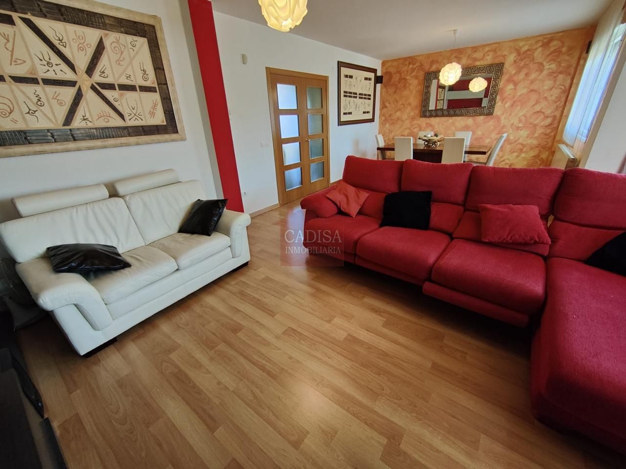 Sala de estar de Casa adosada en venta en Castellanos de Moriscos con Calefacción, Jardín privado y Terraza