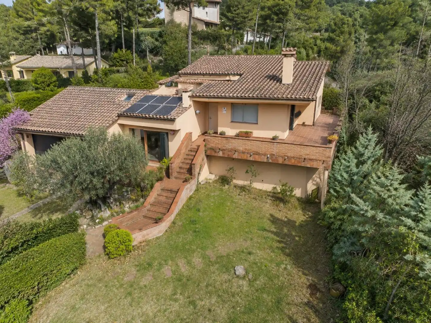 Jardí de Casa o xalet en venda en Castellar del Vallès amb Calefacció, Jardí privat i Terrassa