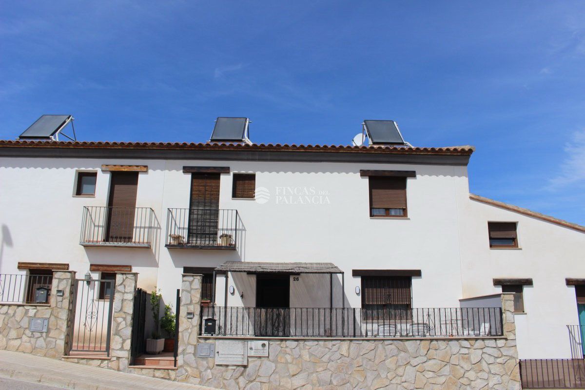 Exterior view of House or chalet for sale in Soneja  with Terrace, Storage room and Balcony