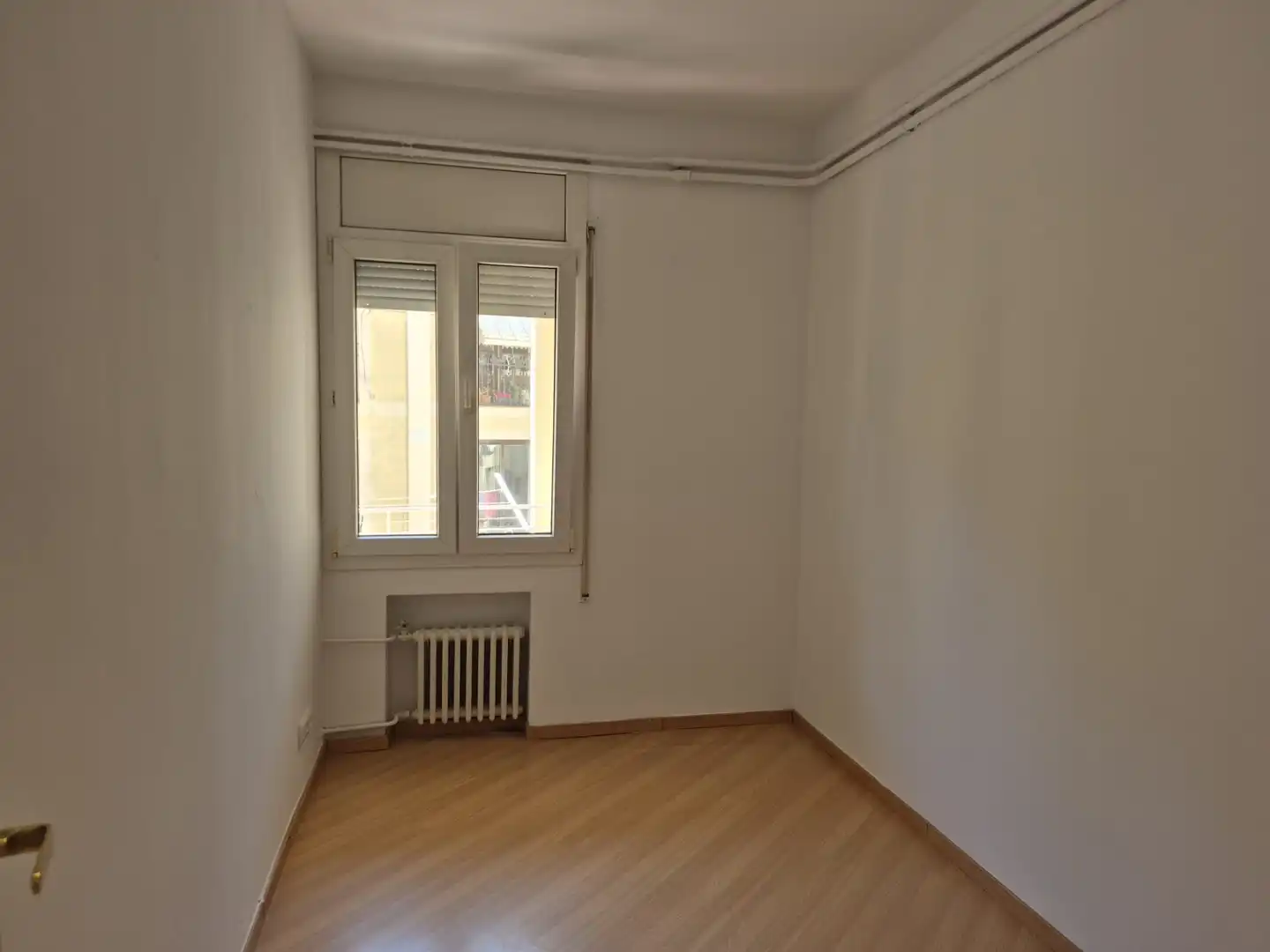 Schlafzimmer von Wohnung zum Verkauf in Barcelona mit Klimaanlage, Heizung und Parkett