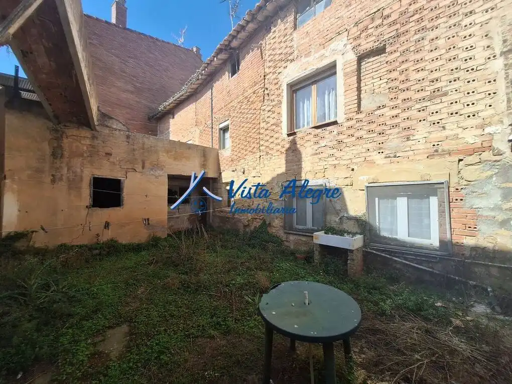Exterior view of Houses for sale in Zarratón  with Terrace, Storage room and Furnished