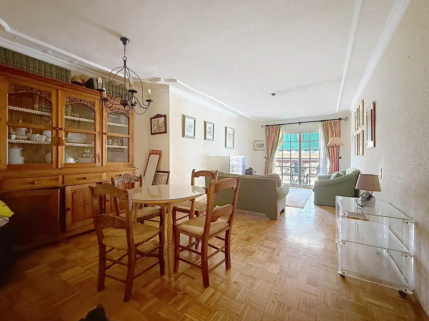 Sala de estar de Piso en venta en Málaga con Aire acondicionado, Terraza y Amueblado