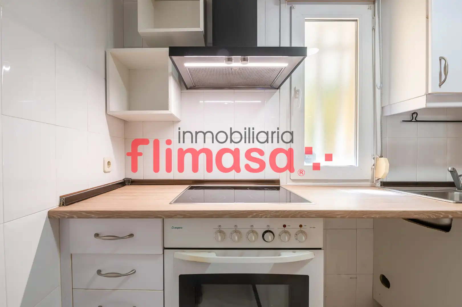 Cuina de Apartament en venda en Villaviciosa de Odón amb Aire condicionat, Terrassa i Piscina comunitària