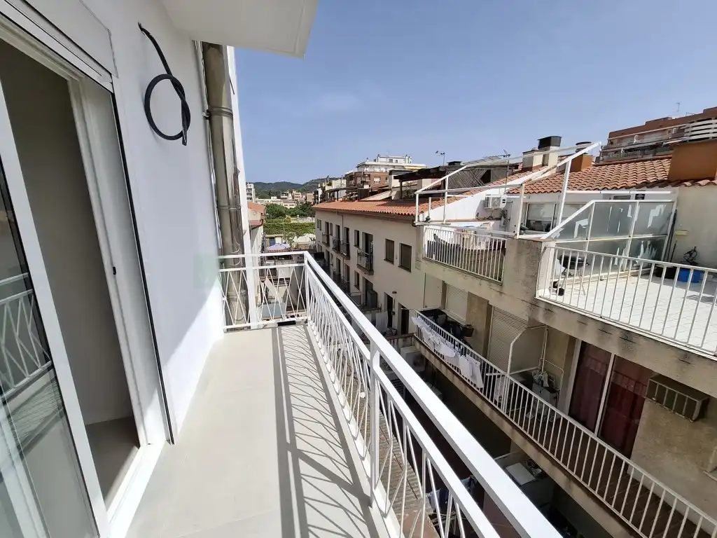 Terraza de Piso en venta en Pineda de Mar con Aire acondicionado