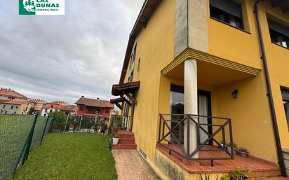 Exterior view of Single-family semi-detached for sale in Entrambasaguas  with Heating, Private garden and Parquet flooring