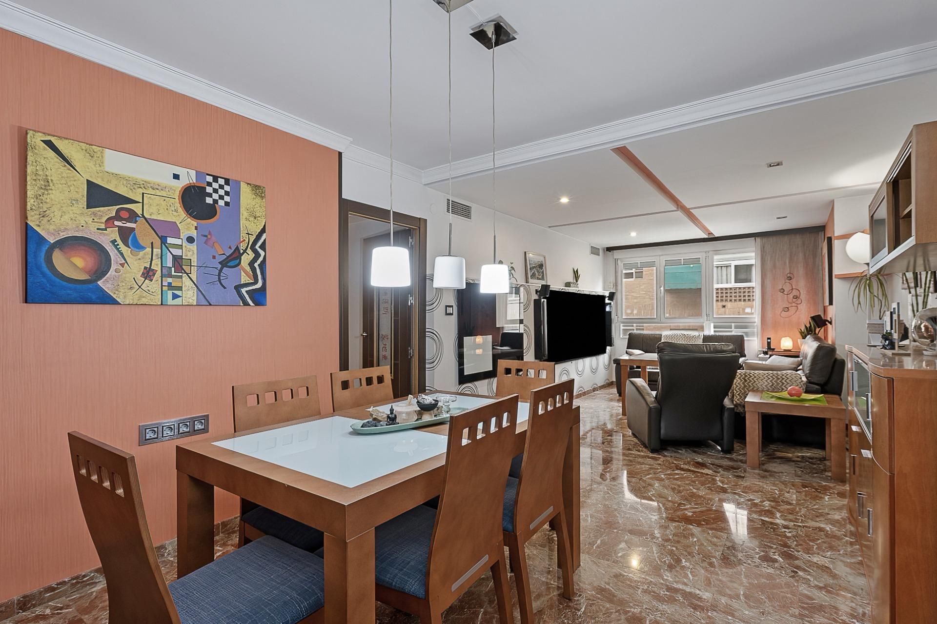 Esszimmer von Wohnung zum Verkauf in  Granada Capital mit Klimaanlage, Privatgarten und Balkon