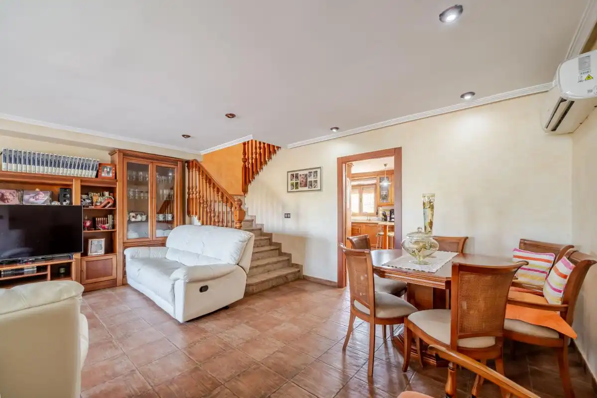 Sala de estar de Casa adosada en venta en Rojales con Calefacción, Terraza y Balcón