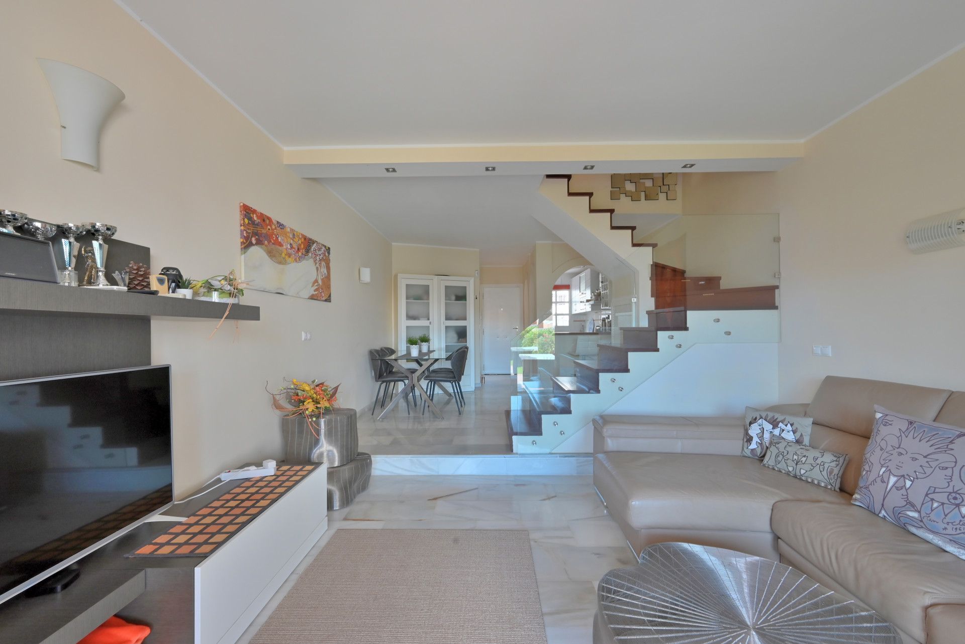 Living room of Single-family semi-detached for sale in Mijas  with Air Conditioner, Terrace and Swimming Pool