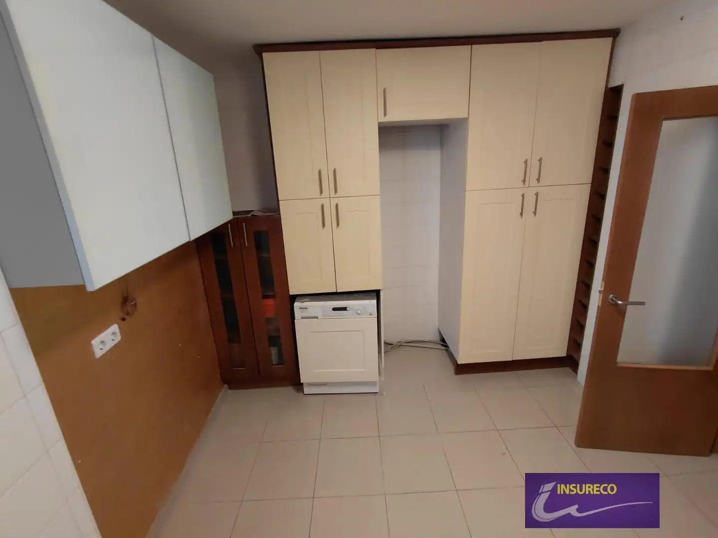 Kitchen of Apartments for sale in León Capital   with Heating