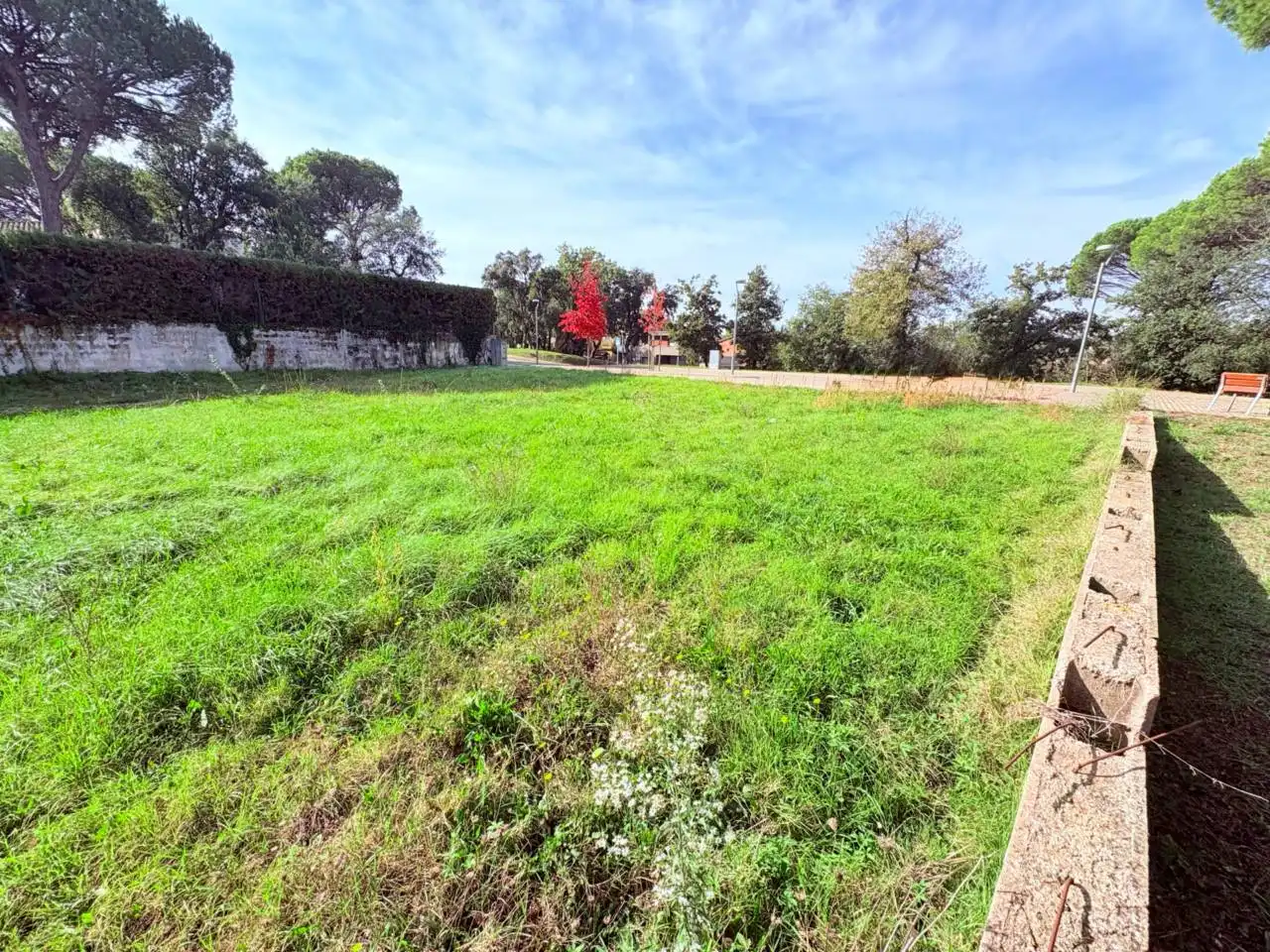 Terreno residencial en venta en Calle Alguer 55