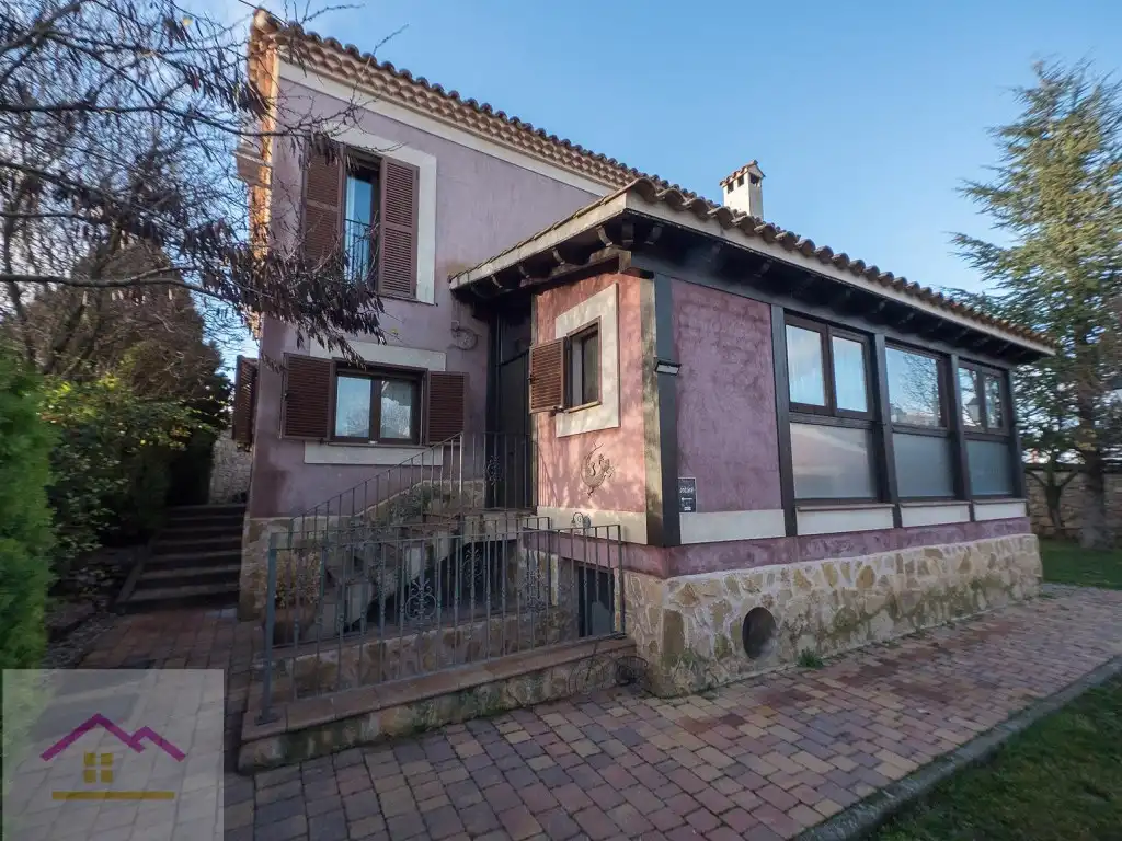 Local en venda a AD BALLESTEROS, 3, Villar de Olalla
