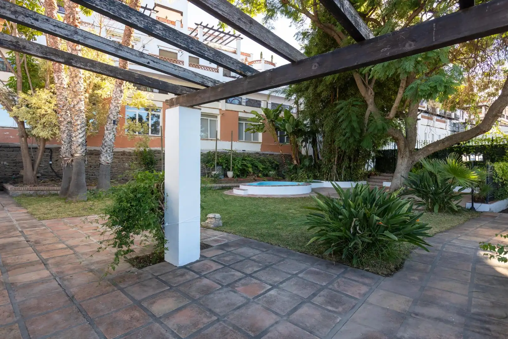 Jardí de Casa o xalet en venda en Almuñécar amb Calefacció, Jardí privat i Terrassa