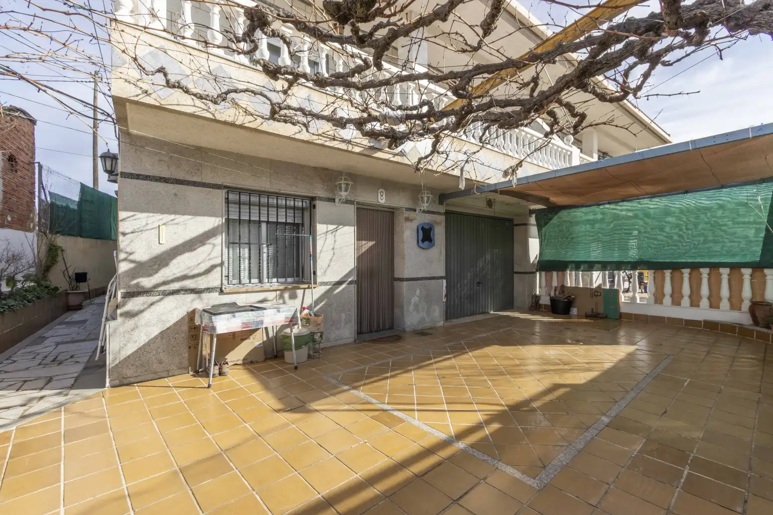Vista exterior de Casa adosada en venta en Chelva con Calefacción, Terraza y Trastero