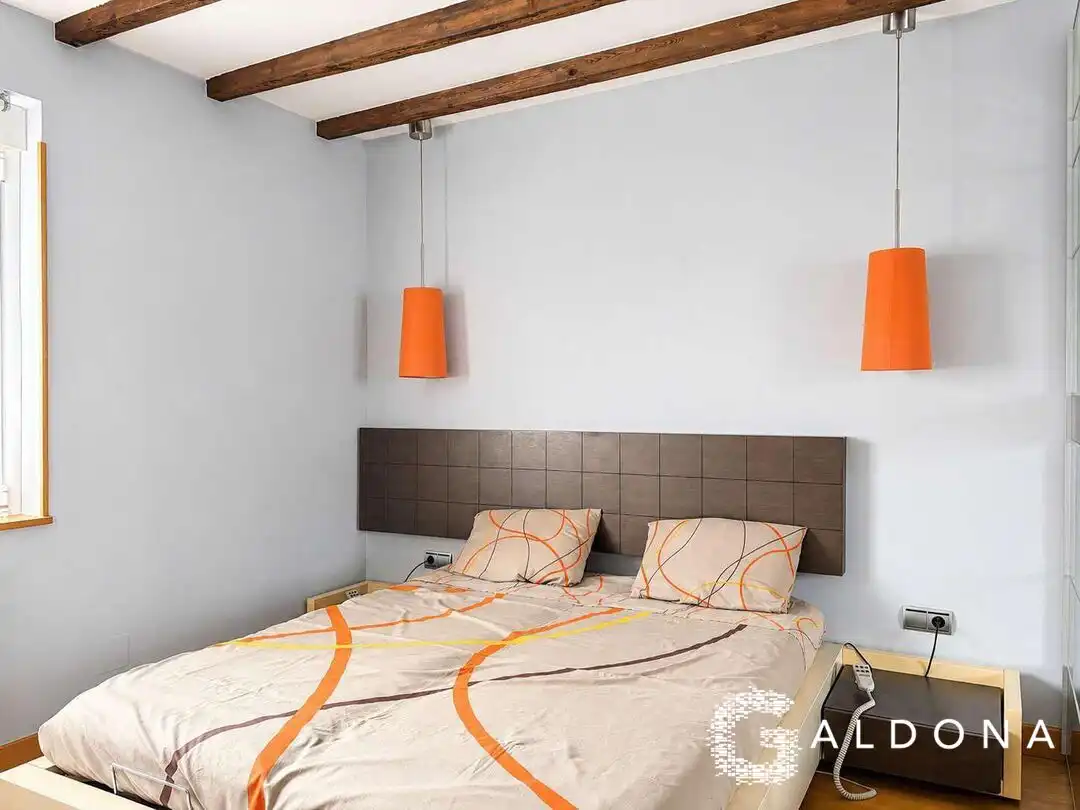 Dormitori de Pis en venda en Donostia - San Sebastián  amb Aire condicionat, Calefacció i Moblat