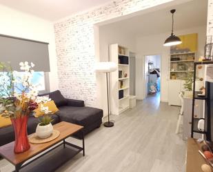 Living room of Flat for sale in  Barcelona Capital  with Heating