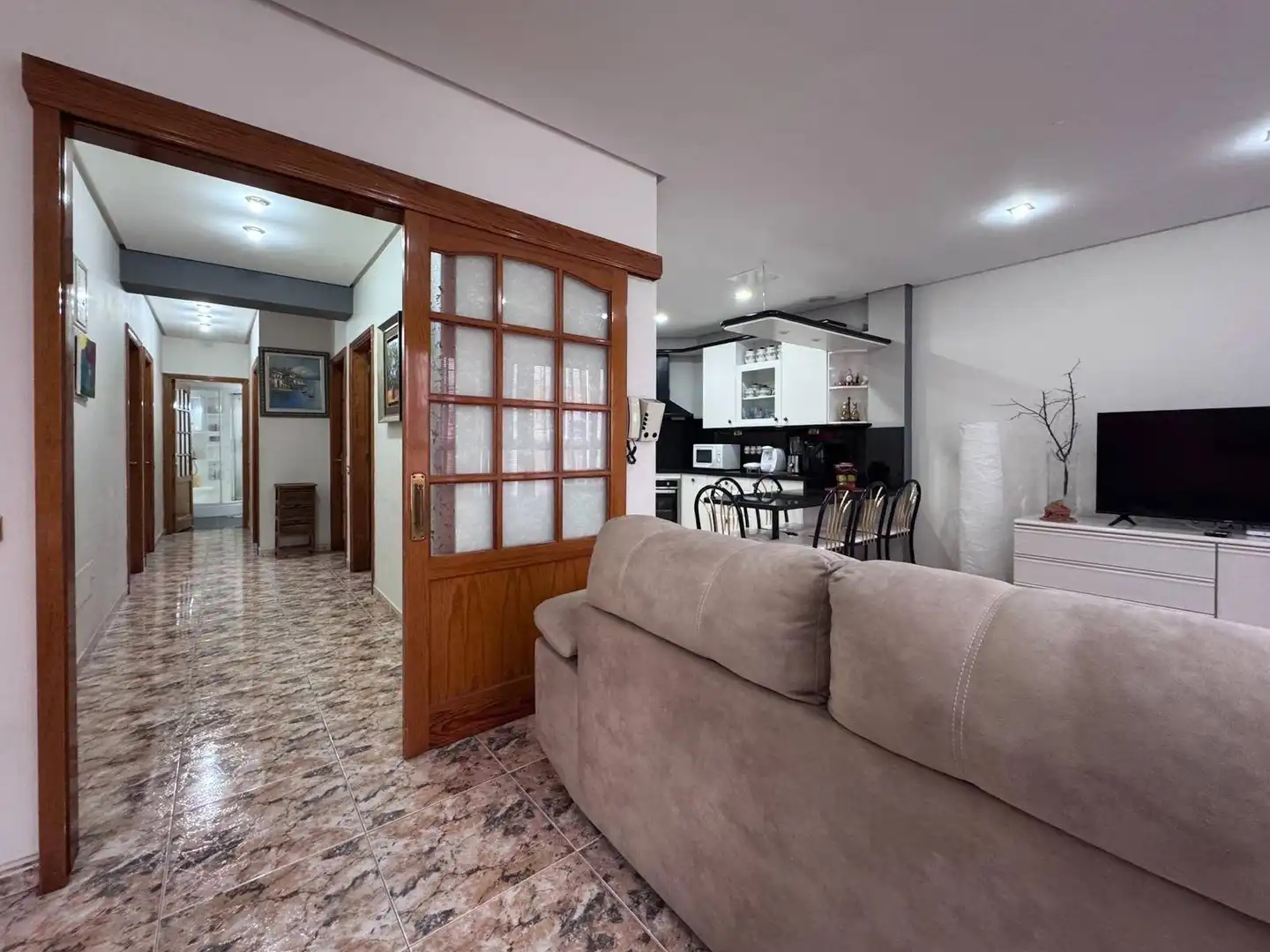 Sala de estar de Casa adosada en venta en Telde con Terraza, Trastero y Balcón