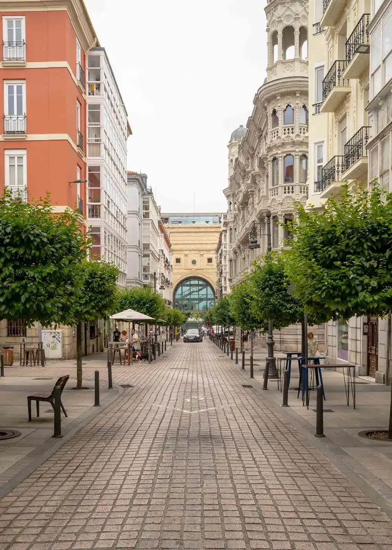Außenansicht von Wohnung zur Miete in Santander mit Heizung, Parkett und Möbliert