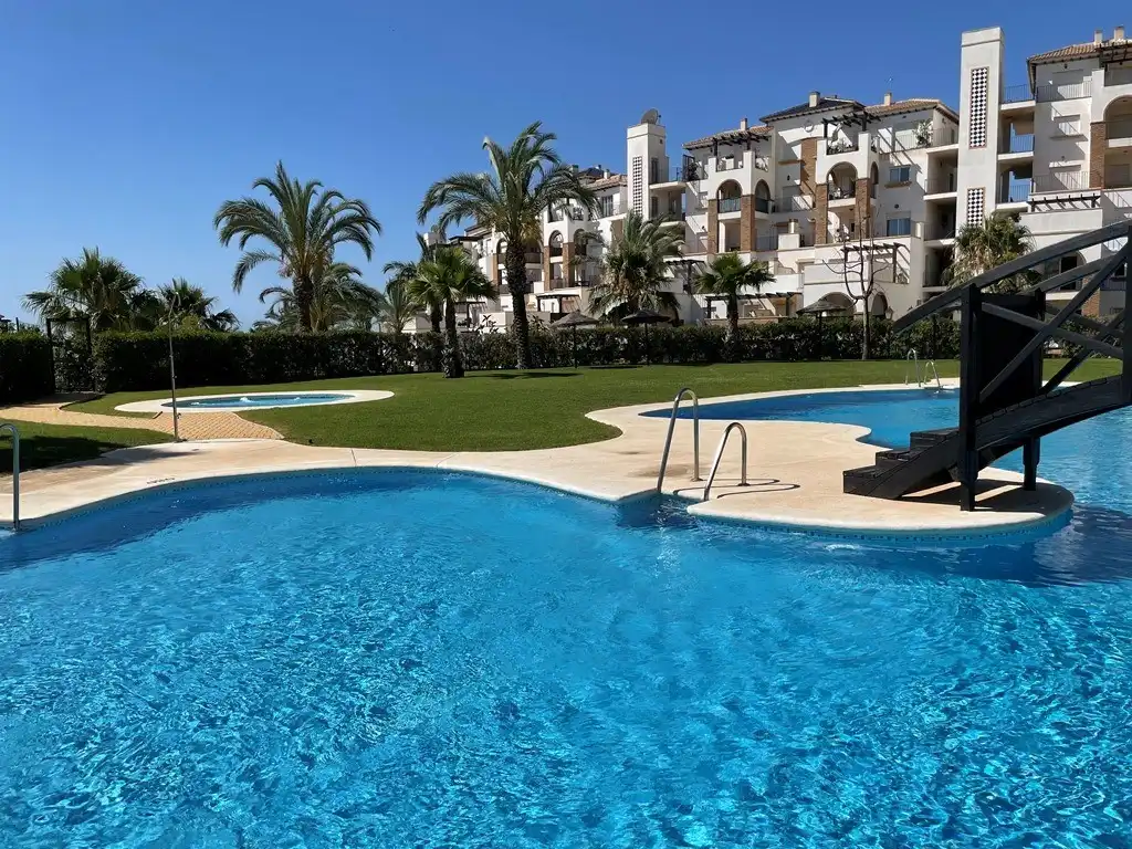 Piscina de Apartamento en venta en Vera con Aire acondicionado, Jardín privado y Terraza