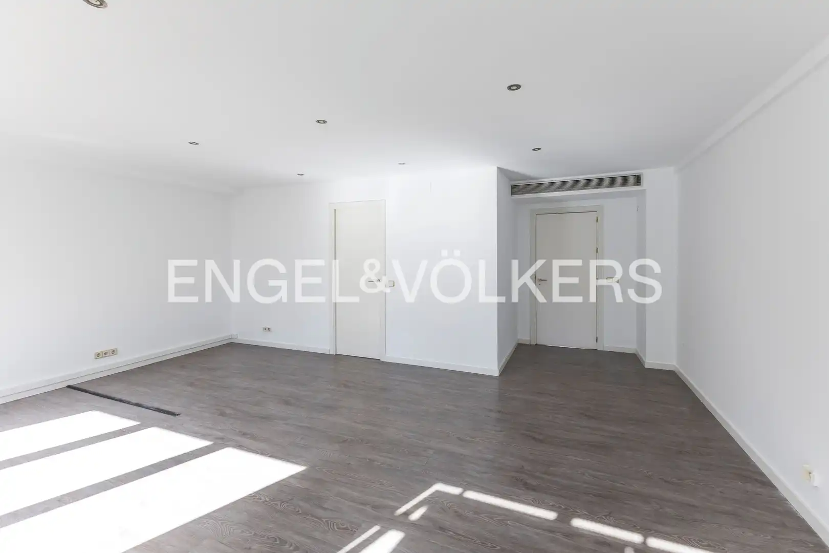 Wohnung zur Miete in Madrid mit Heizung und Privatgarten