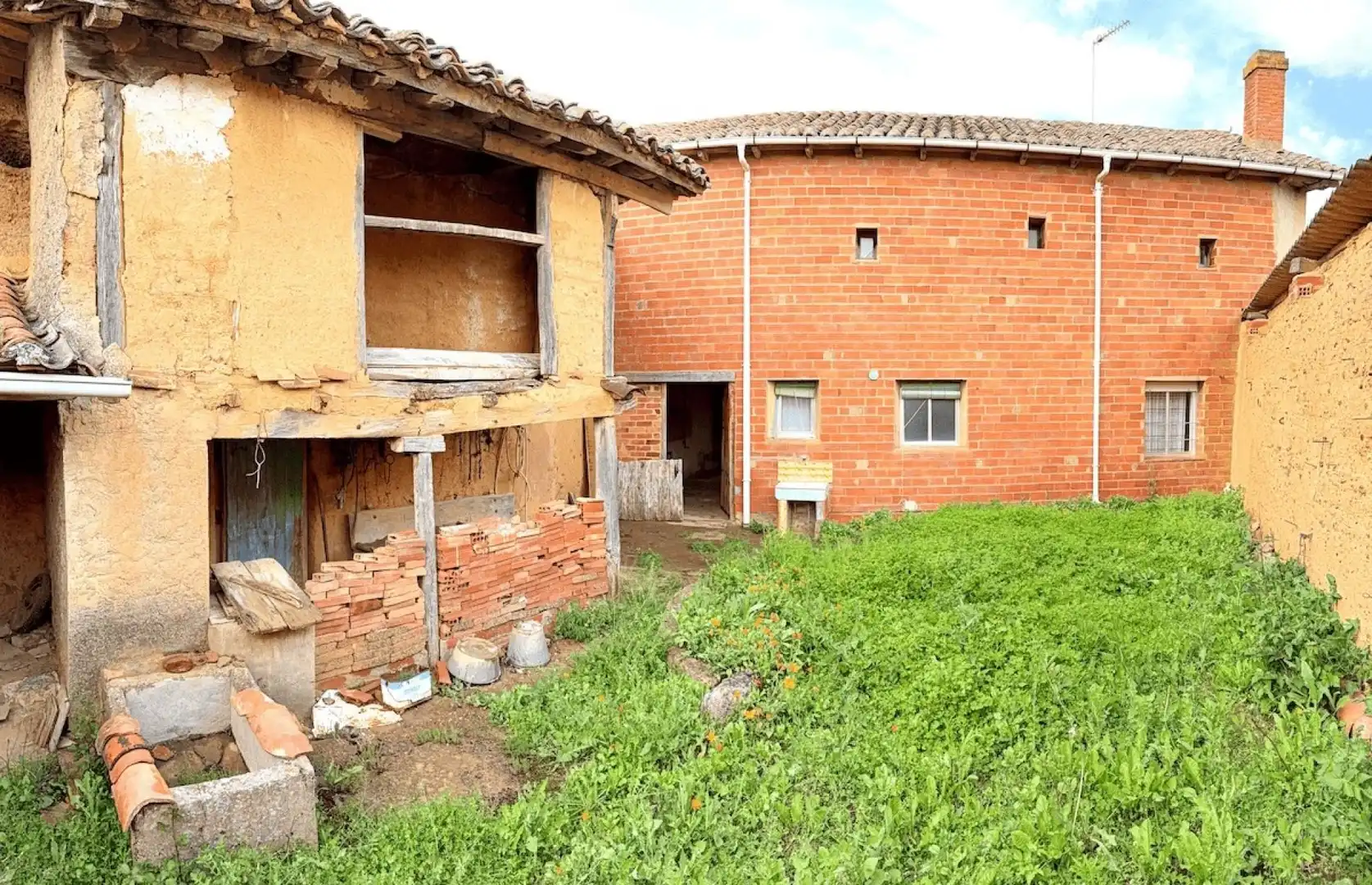 Country homes for sale in Santas Martas