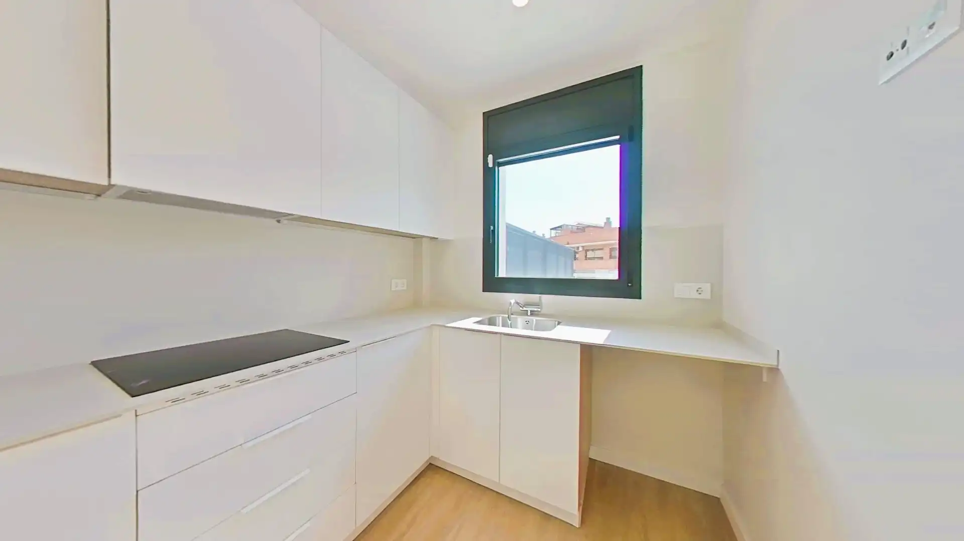 Cocina de Planta baja en venta en Cubelles con Aire acondicionado, Calefacción y Jardín privado