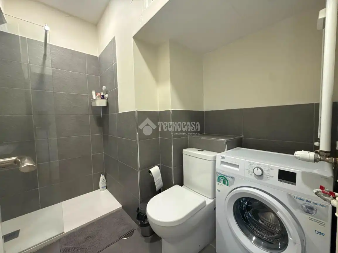 Baño de Piso en venta en Madrid con Aire acondicionado, Calefacción y Parquet