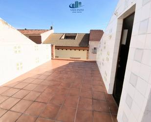 Exterior view of House or chalet for sale in  Jaén Capital  with Storage room