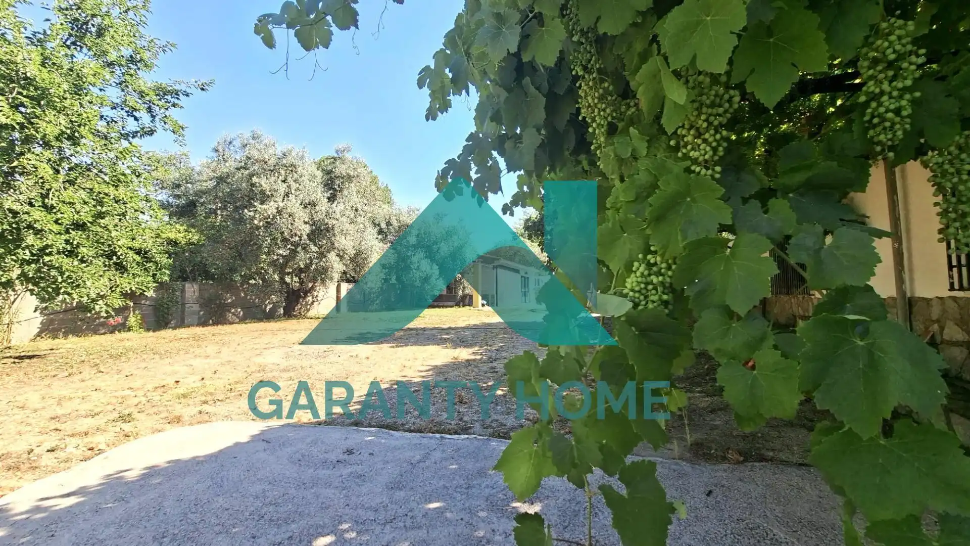 Casa o xalet en venda en Malpartida de Cáceres amb Calefacció, Jardí privat i Traster