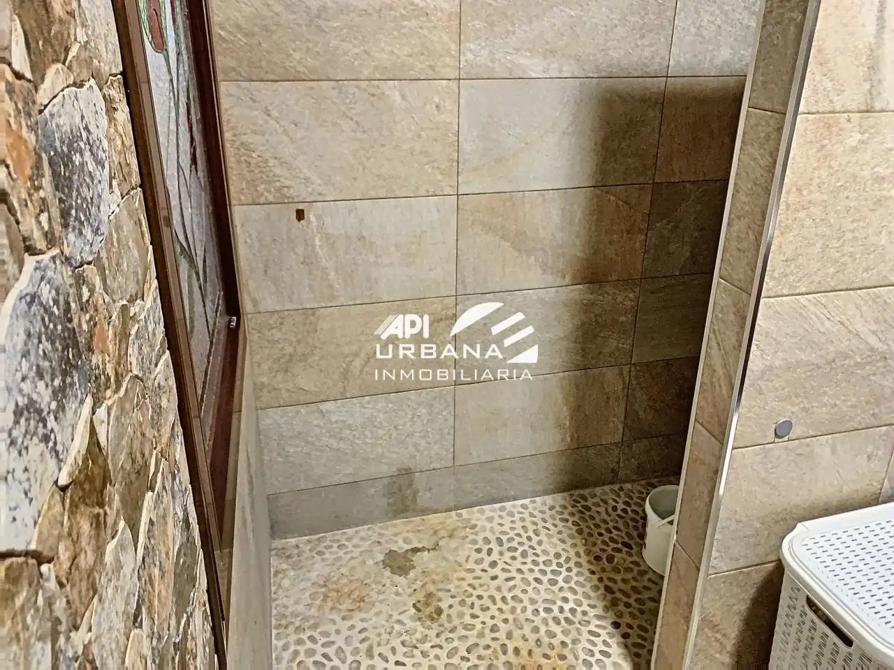 Bany de Casa o xalet en venda en Lucena amb Terrassa, Piscina i Moblat