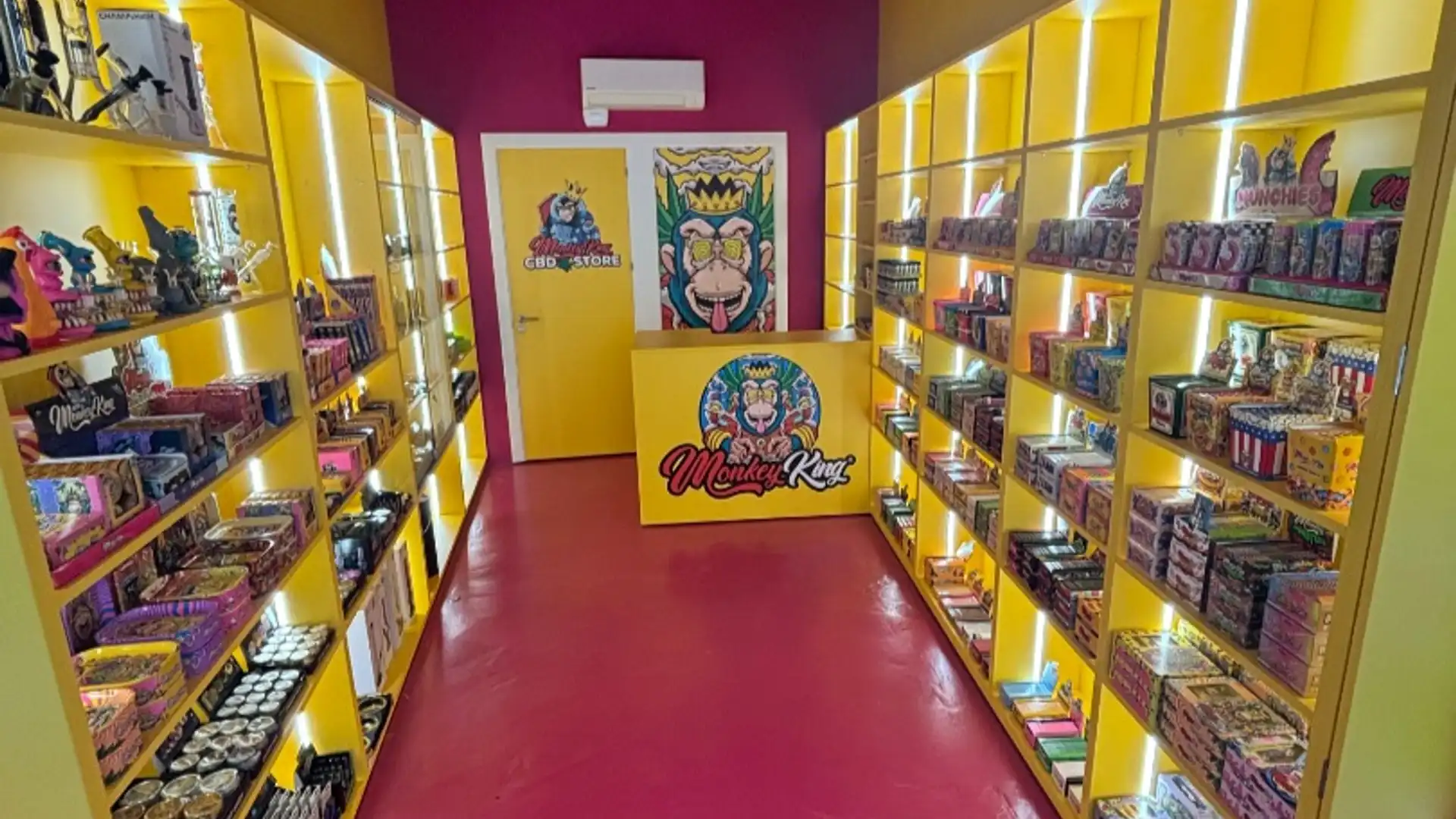 Local en traspaso en Figueres con Aire acondicionado, Calefacción y Amueblado