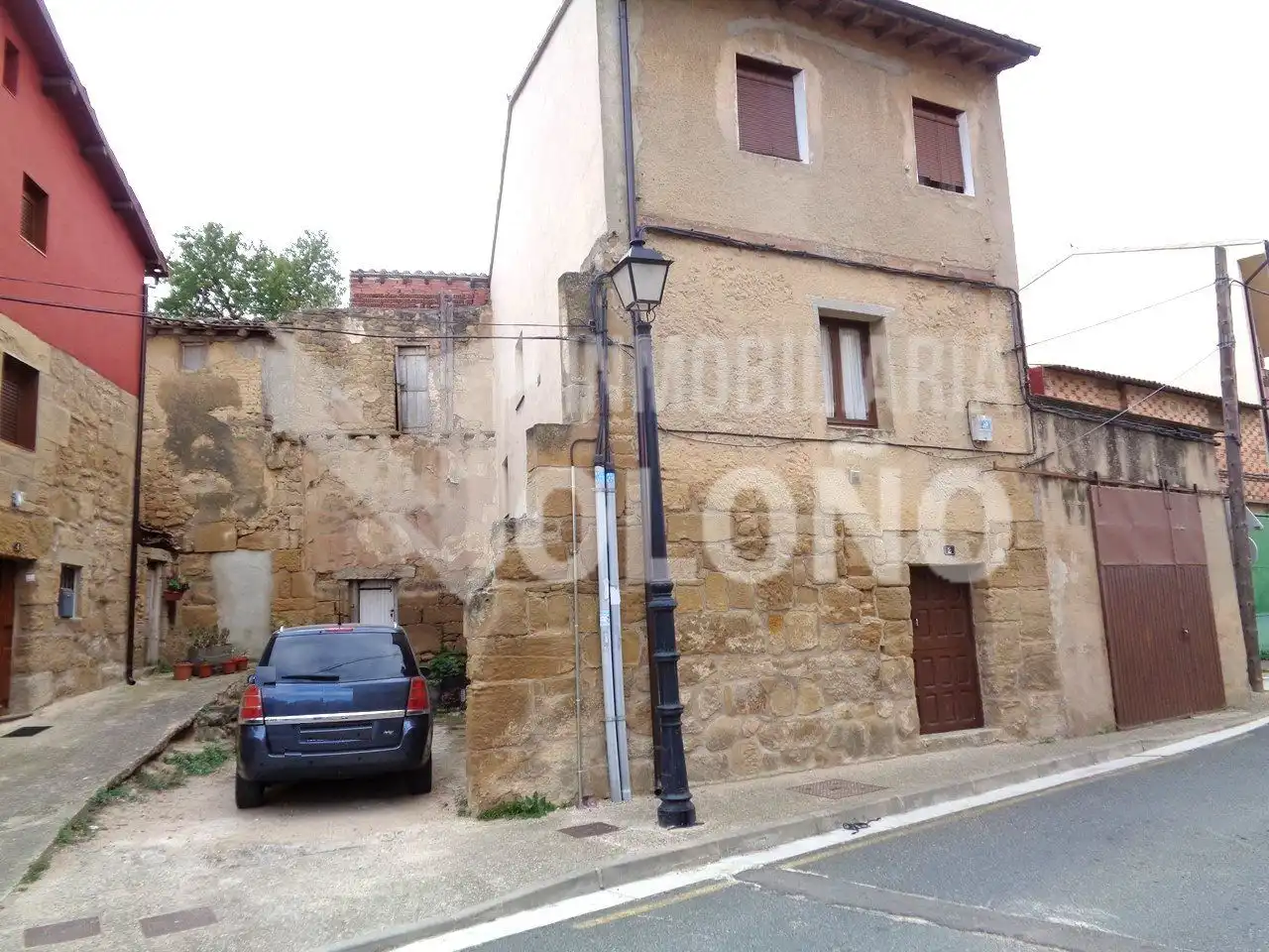 Exterior view of Houses for sale in Briones  with Terrace, Storage room and Furnished