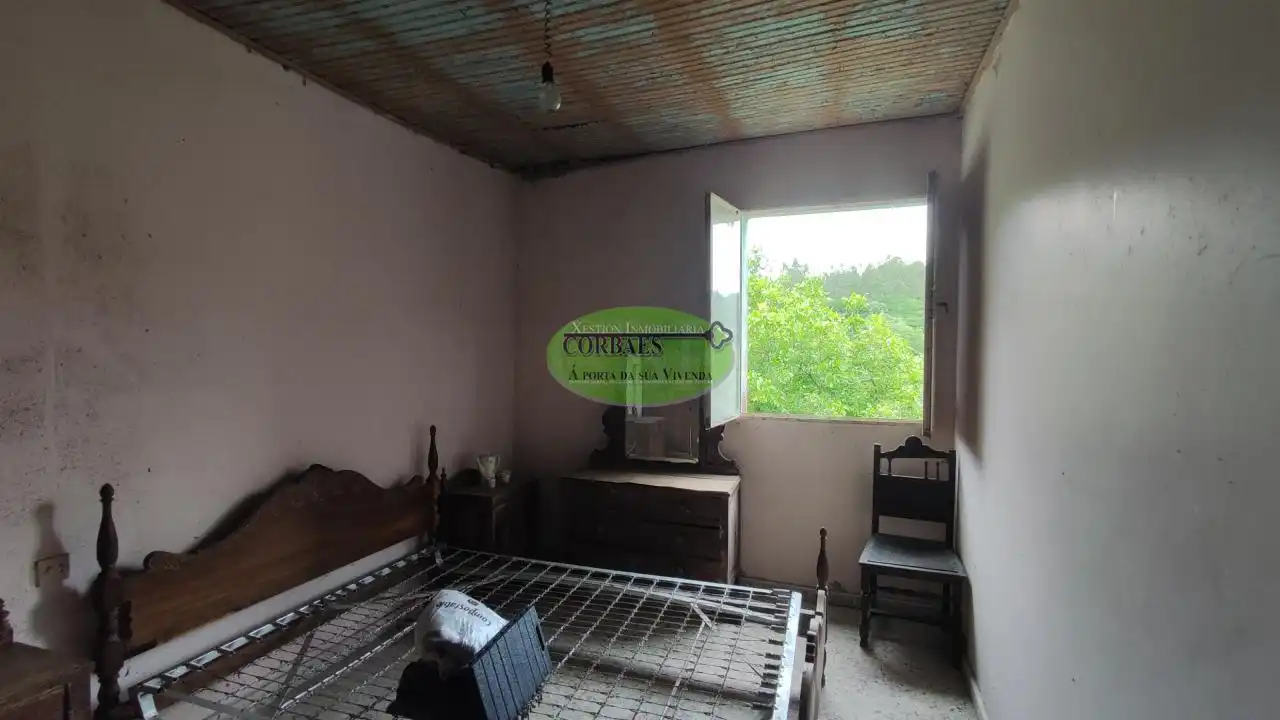 Dormitori de Casa o xalet en venda en Cortegada amb Jardí privat