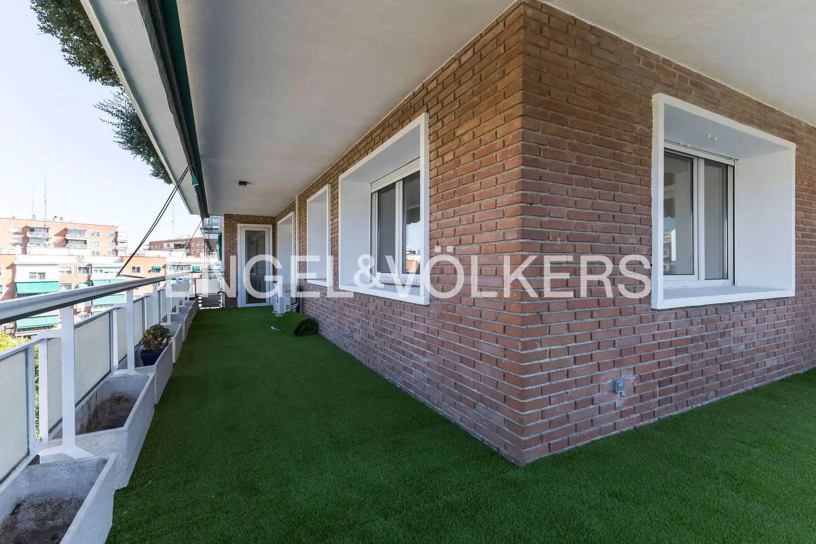 Terrace of Flat for rent in Madrid  with Air Conditioner, Heating and Parquet flooring