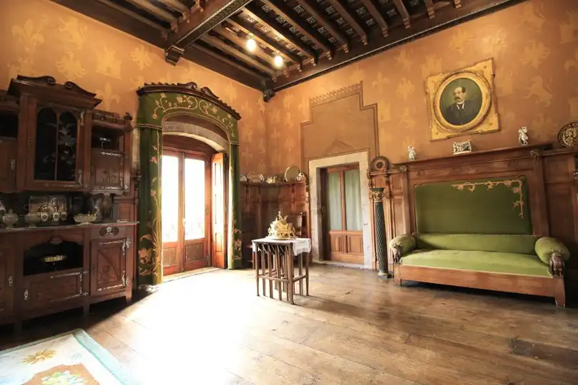 Houses for sale in Salas  with Furnished