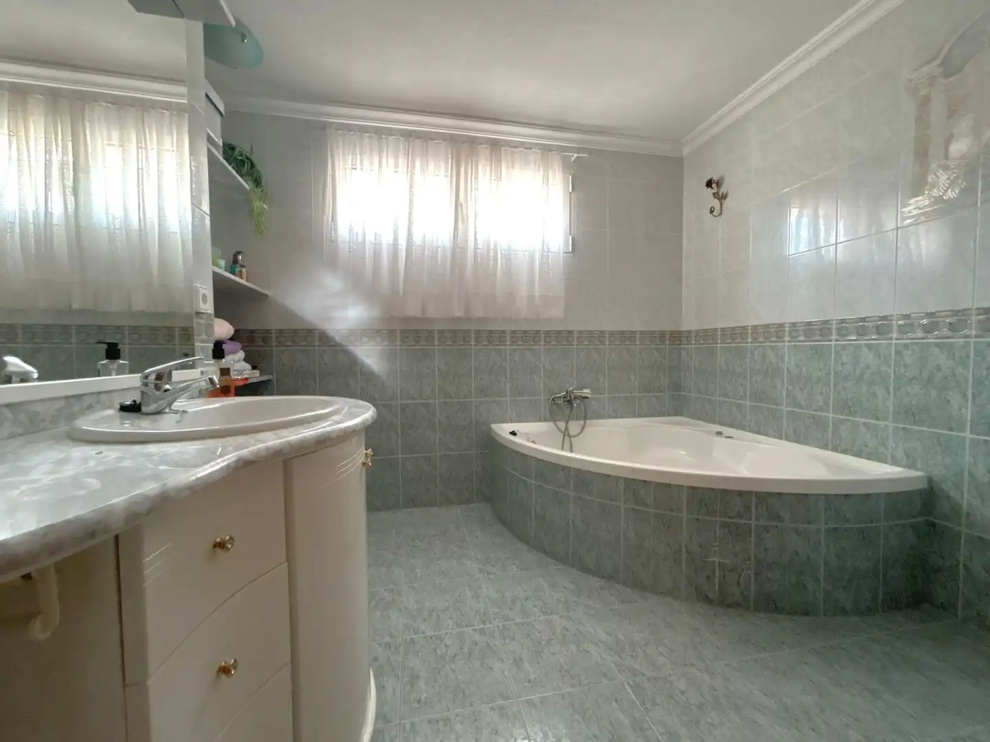 Baño de Casa o chalet en venta en Mutxamel con Jardín privado, Terraza y Trastero